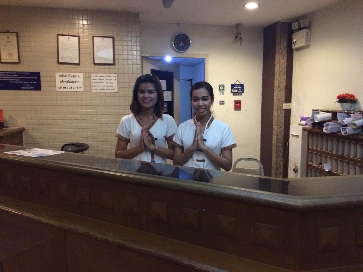 Paradorn Inn Chumphon Bagian luar foto